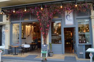 Ydria in Plaka